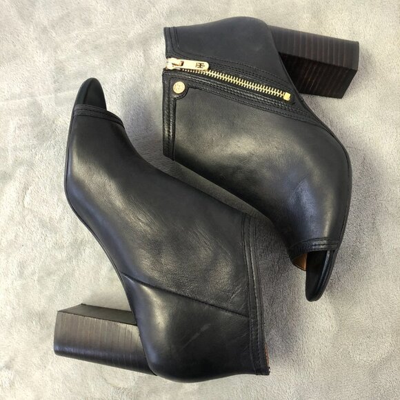 NWOT Tommy Hilfiger Peep Toe Black Leather Chunky Heel Ankle Booties Boots Sz 8 - Picture 7 of 15